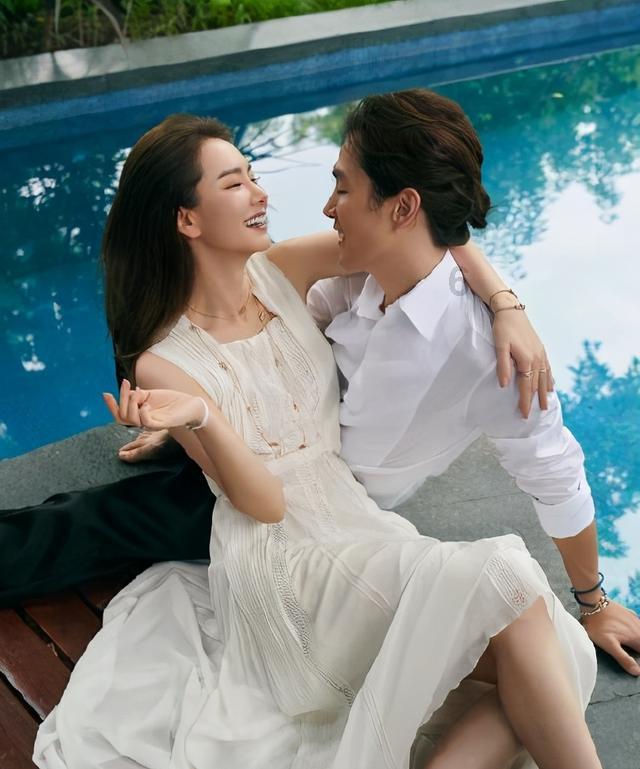 甜美小邮差